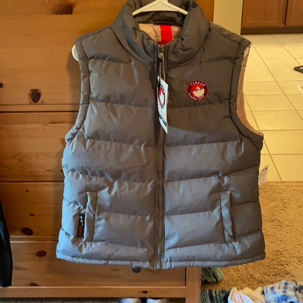 NWT! Down vest by Canada weather gear